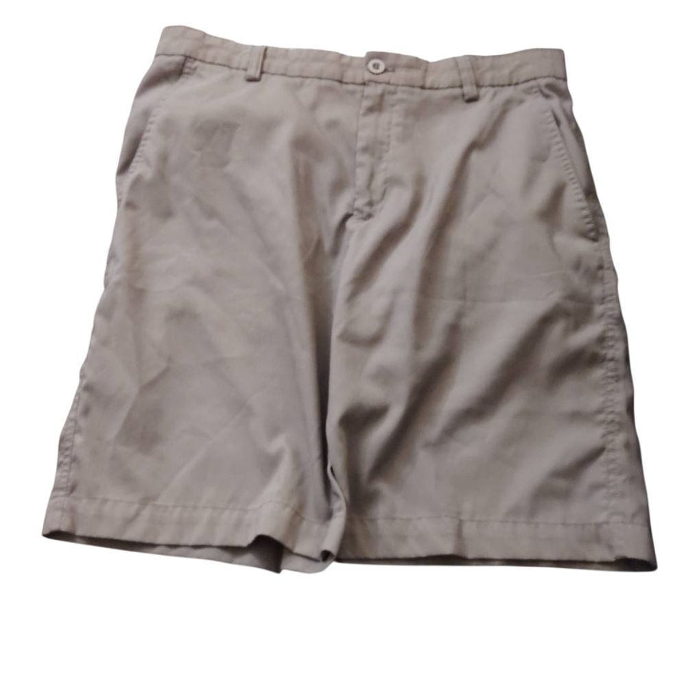 Classic Men's Beige Shorts (4)
